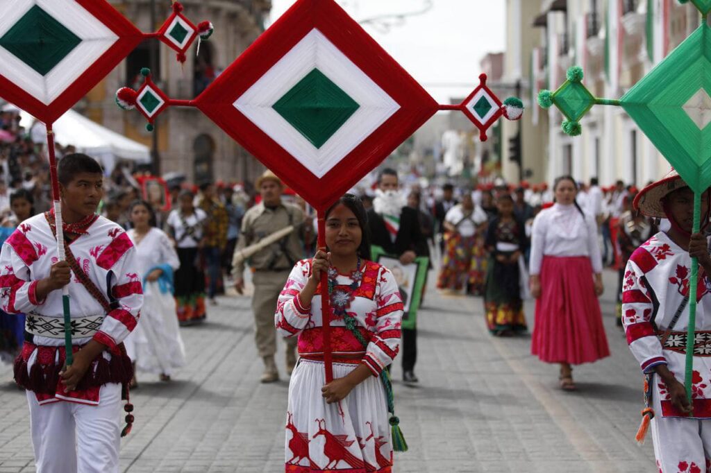 Desfile cívico-deportivo por el aniversario 112 de la Revolución Mexicana