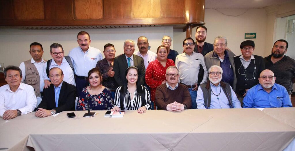 Unión de Columnistas y Articulistas del Estado de Nayarit