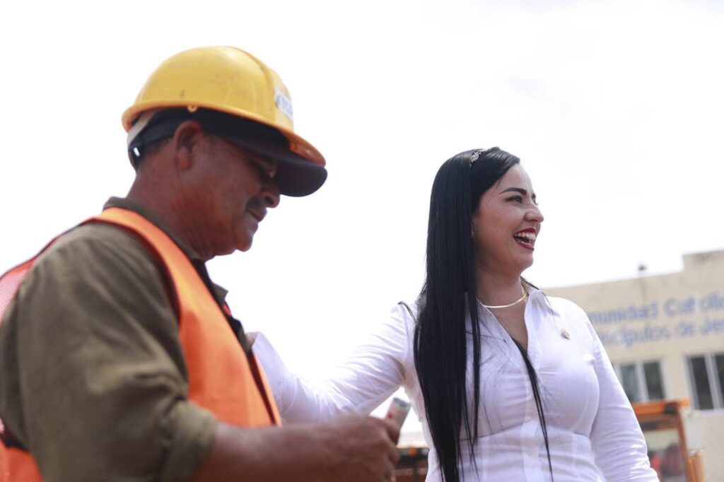 Colector sanitario de Blvd. Colosio y Av. Guadalajara. Con ello, miles de personas no solo de Tepic sino de todo Nayarit serán beneficiados.