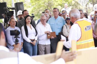 Colector sanitario de Blvd. Colosio y Av. Guadalajara. Con ello, miles de personas no solo de Tepic sino de todo Nayarit serán beneficiados.