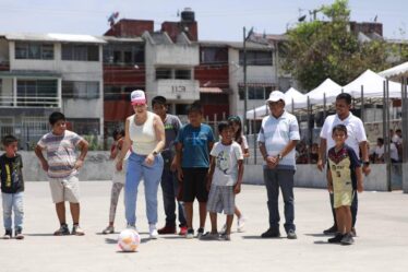 Cascarita con los papás