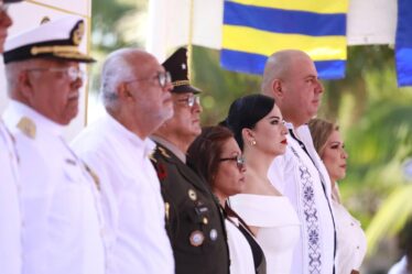 ceremonia conmemorativa de entrega-recepción del Mando de Armas de la 10a.