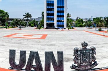 Hoy se cumplen 54 años de la fundación de nuestra Universidad Autónoma de Nayarit.